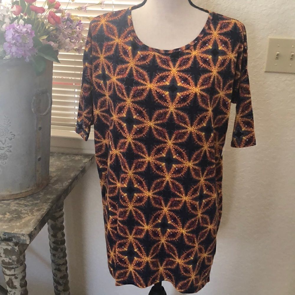 LuLaRoe Irma top   